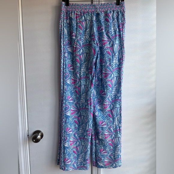 Lilly Pulitzer for Target Palazzo Pants in My Fans Print. Small. Seashell. - Picture 4 of 4